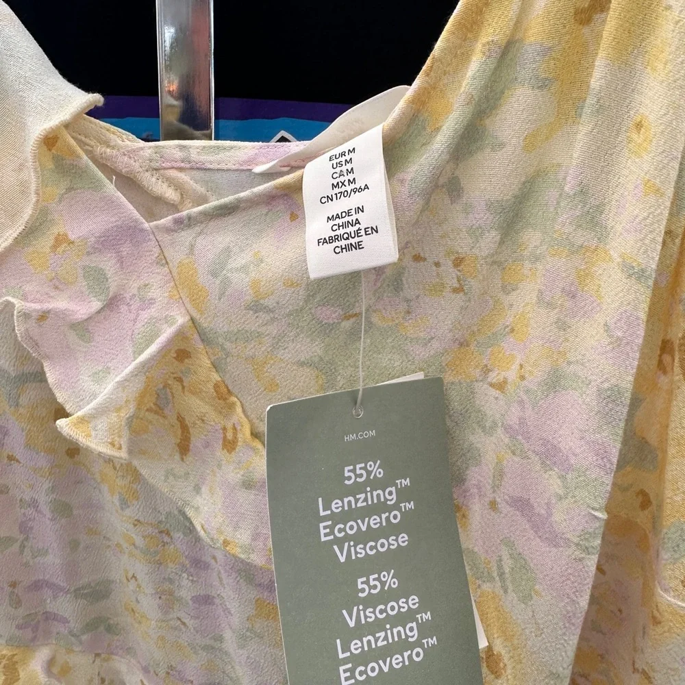 H&M Pastel Floral Dress - Picture 3 of 4